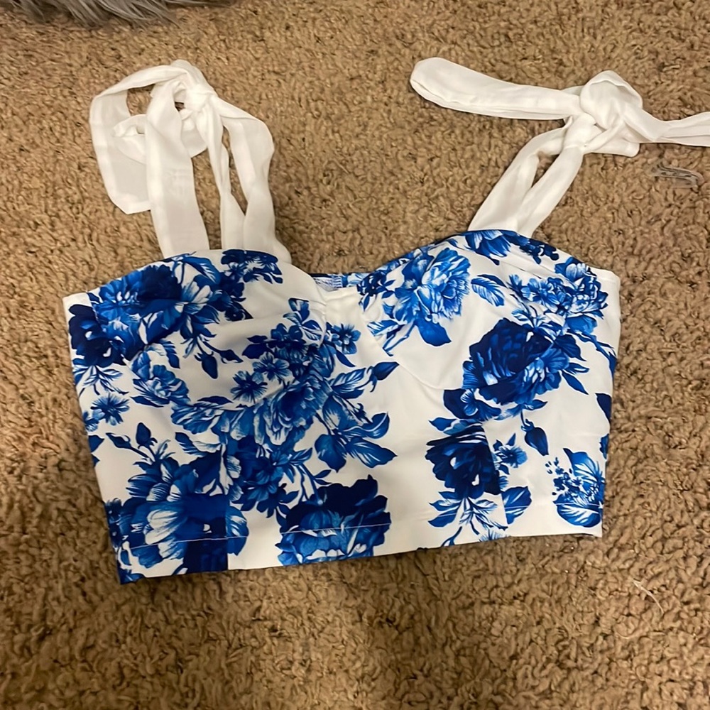 Blue flower design crop top with bow ties